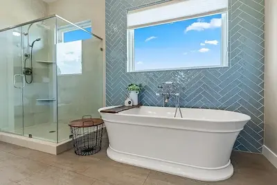 Corner Shower